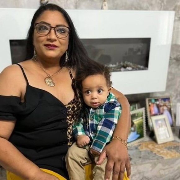 Meet your Posher, Luisa - Picture 1 of 1